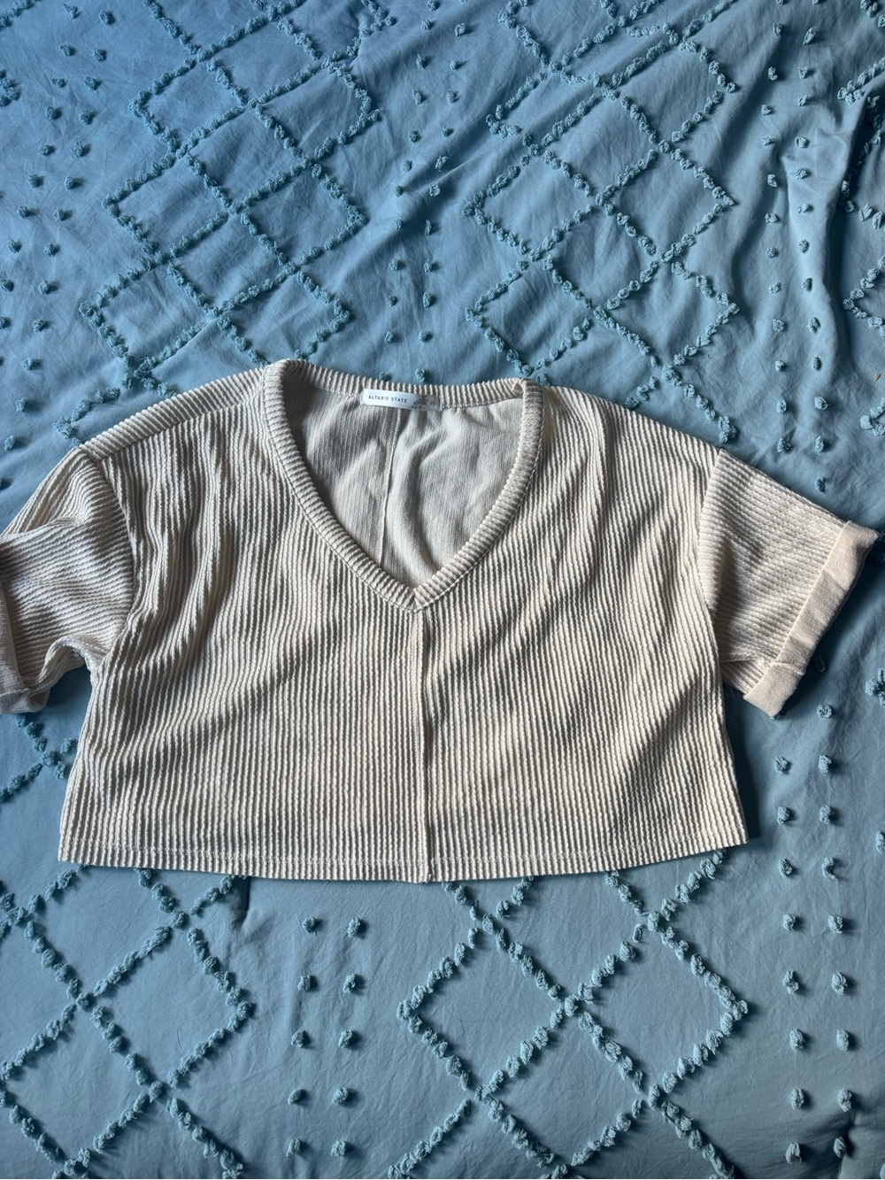 Altard State Cropped V-Neck Ribbed Top - Cream